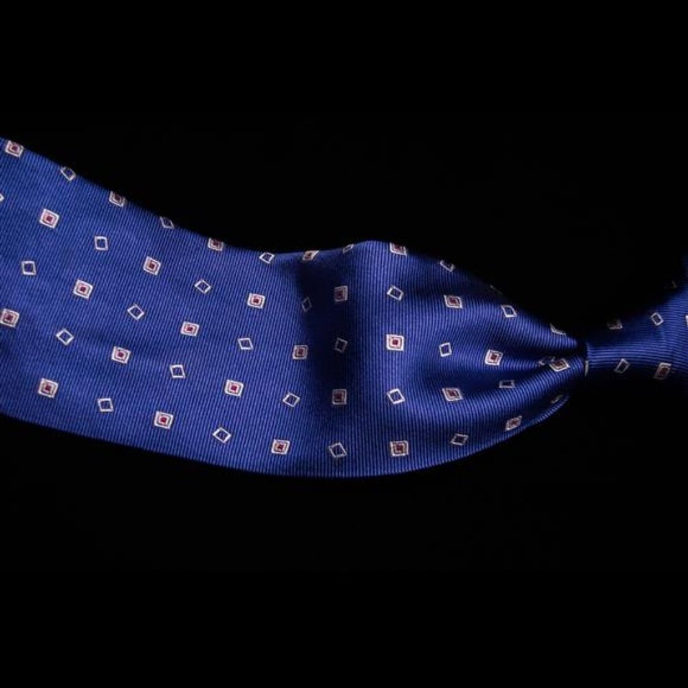 Brooks Brothers - Men's Blue Diamond 100% Silk Neck Tie 3.7"W x 60"L